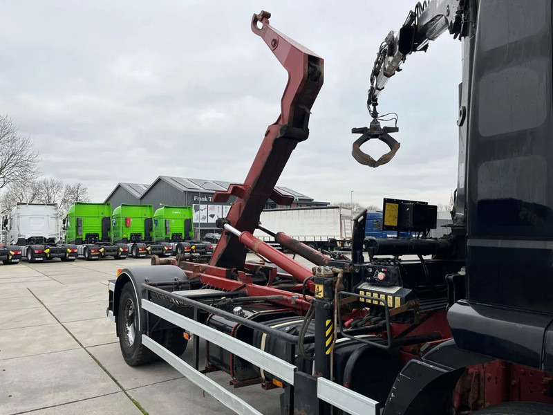 Iveco Eurostar 190 MH190E24 - Abrollkipper, Autokran: das Bild 2 Iveco Eurostar 190 MH190E24 - Abrollkipper, Autokran: das Bild 2