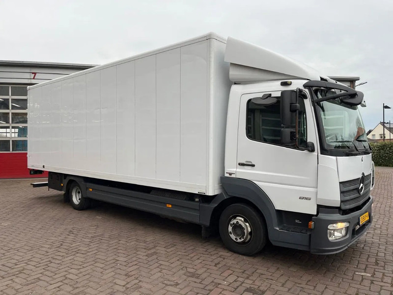 Mercedes-Benz Atego 816 - Koffer LKW: das Bild 4 Mercedes-Benz Atego 816 - Koffer LKW: das Bild 4