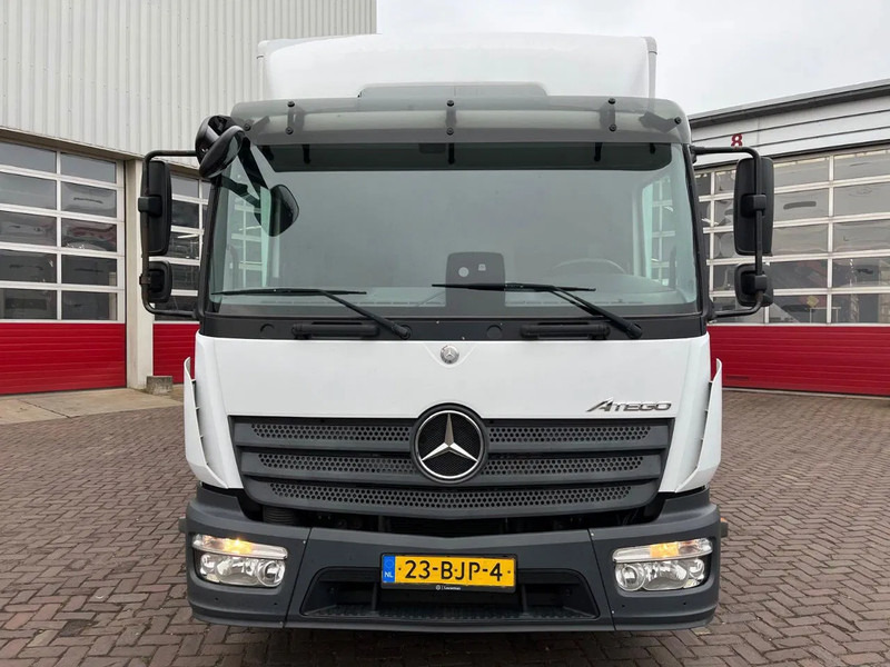 Mercedes-Benz Atego 816 - Koffer LKW: das Bild 2 Mercedes-Benz Atego 816 - Koffer LKW: das Bild 2