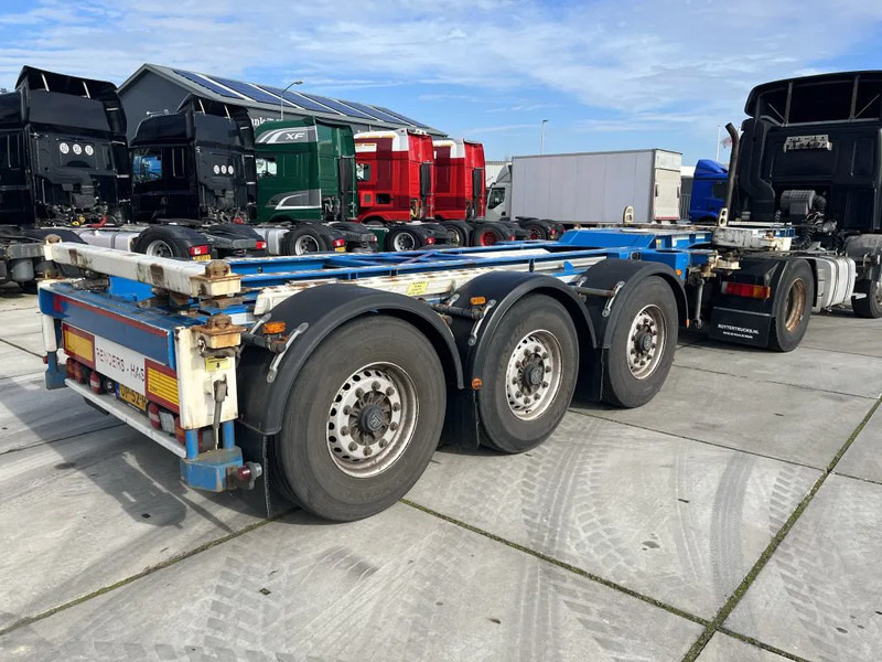 Renders-has O4/DA 08 EURO 800 CONTAINERCHASSIS - Container/ Wechselfahrgestell Auflieger: das Bild 2 Renders-has O4/DA 08 EURO 800 CONTAINERCHASSIS - Container/ Wechselfahrgestell Auflieger: das Bild 2