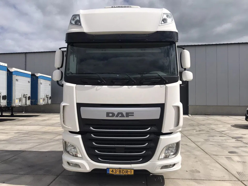 DAF XF 460 FT EURO 6 INTARDER - Sattelzugmaschine: das Bild 2 DAF XF 460 FT EURO 6 INTARDER - Sattelzugmaschine: das Bild 2