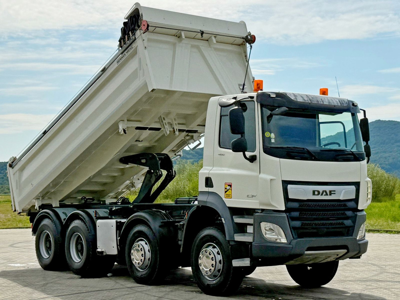 DAF CF 480 * Kipper 6,00 m + BORDMATIC/ 8x4 * TOP - Kipper, Autokran: das Bild 4 DAF CF 480 * Kipper 6,00 m + BORDMATIC/ 8x4 * TOP - Kipper, Autokran: das Bild 4