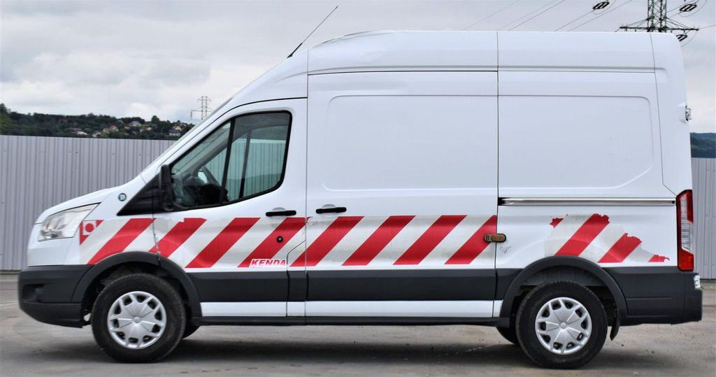 Ford TRANSIT 2.2 * Kastenwagen * 4x4 - Kastenwagen: das Bild 3 Ford TRANSIT 2.2 * Kastenwagen * 4x4 - Kastenwagen: das Bild 3
