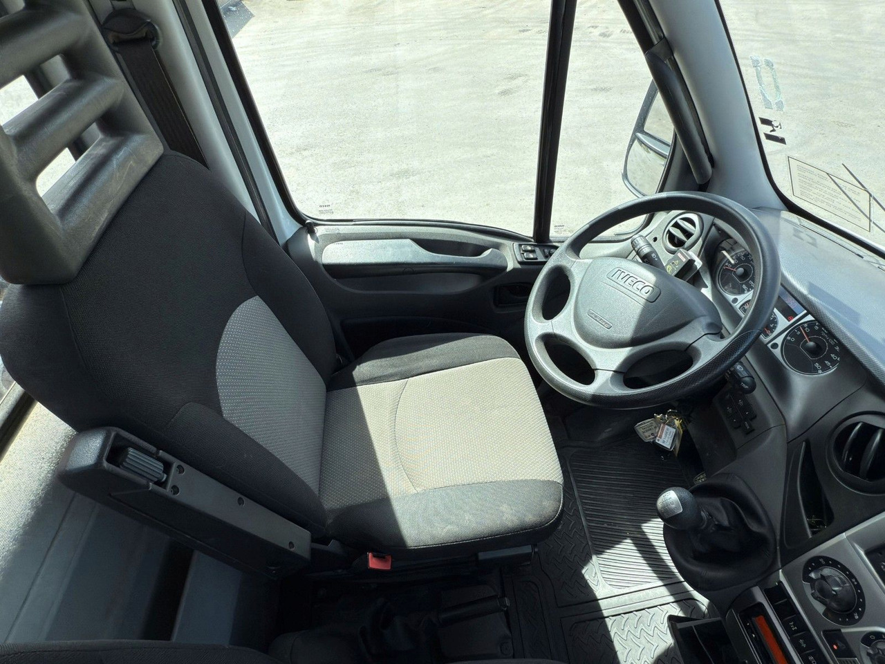 Pritsche Transporter Iveco Daily 65C14 Pritsche 3,75 m FASSI F38 A.22: das Bild 9