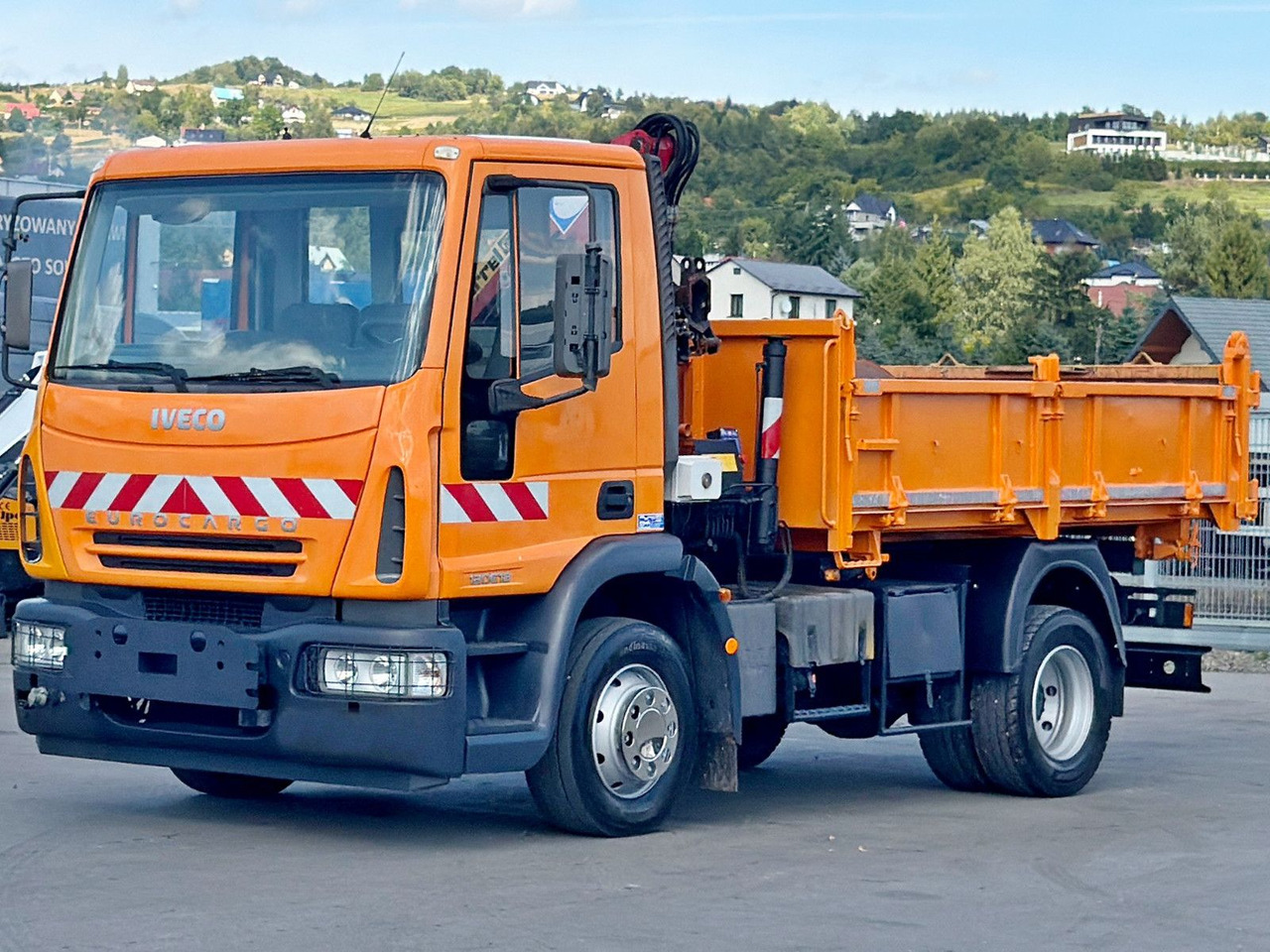 Iveco EUROCARGO 120E18 * HMF 403 K1 * TOPZUSTAND - Kipper Transporter: das Bild 3 Iveco EUROCARGO 120E18 * HMF 403 K1 * TOPZUSTAND - Kipper Transporter: das Bild 3