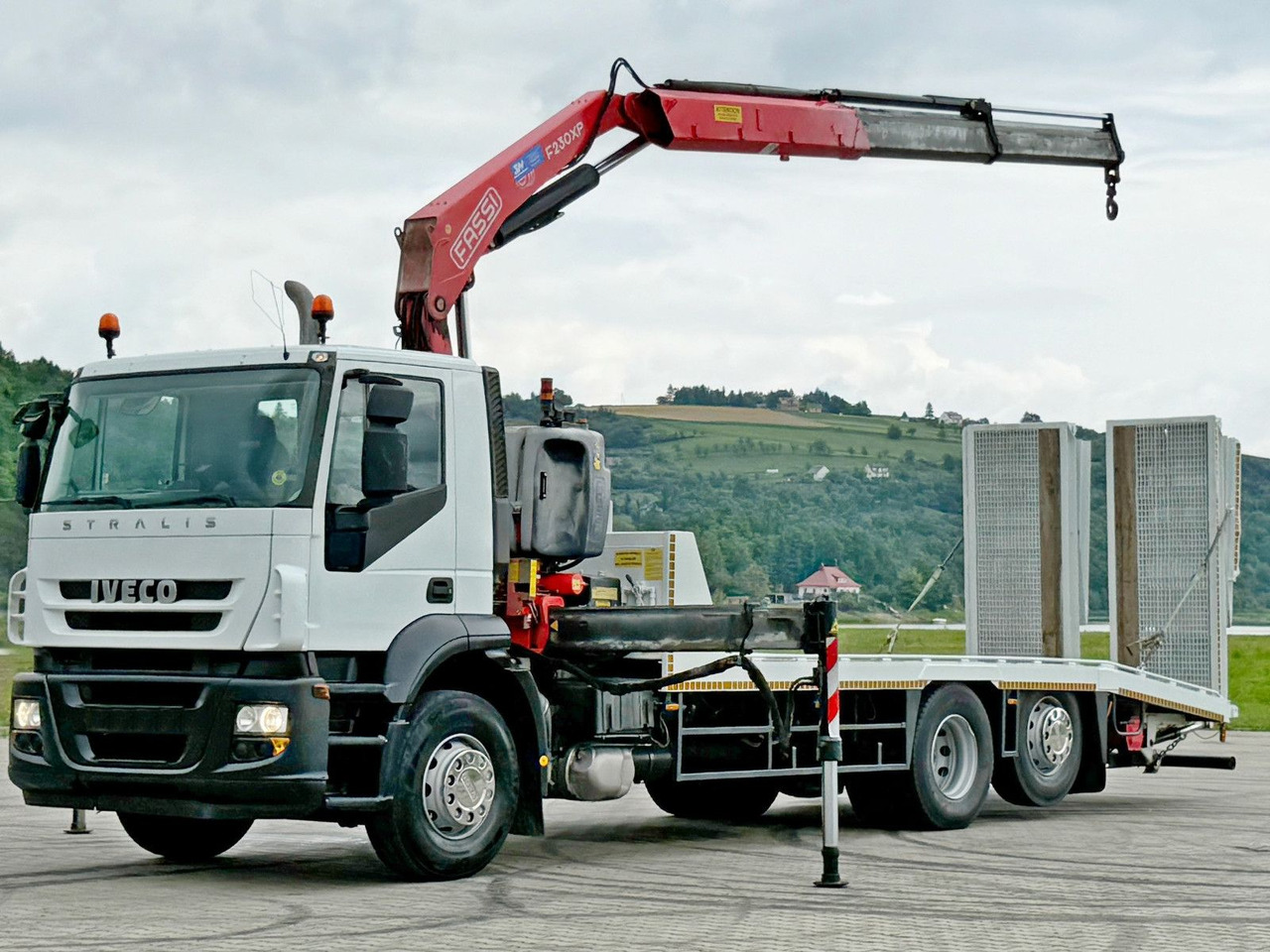 Iveco Stralis 310 * FASSI F230AXP.22 + FUNK * TOP - Abschleppwagen: das Bild 4 Iveco Stralis 310 * FASSI F230AXP.22 + FUNK * TOP - Abschleppwagen: das Bild 4