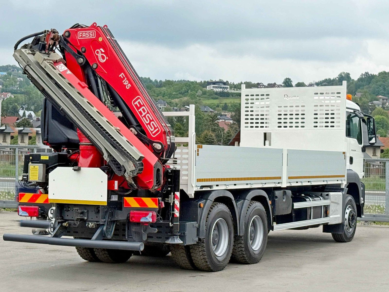 Leasing für  MAN TGS 26.360* FASSI F195A.2.24 / FUNK * 6x4 * TOP MAN TGS 26.360* FASSI F195A.2.24 / FUNK * 6x4 * TOP: das Bild 6