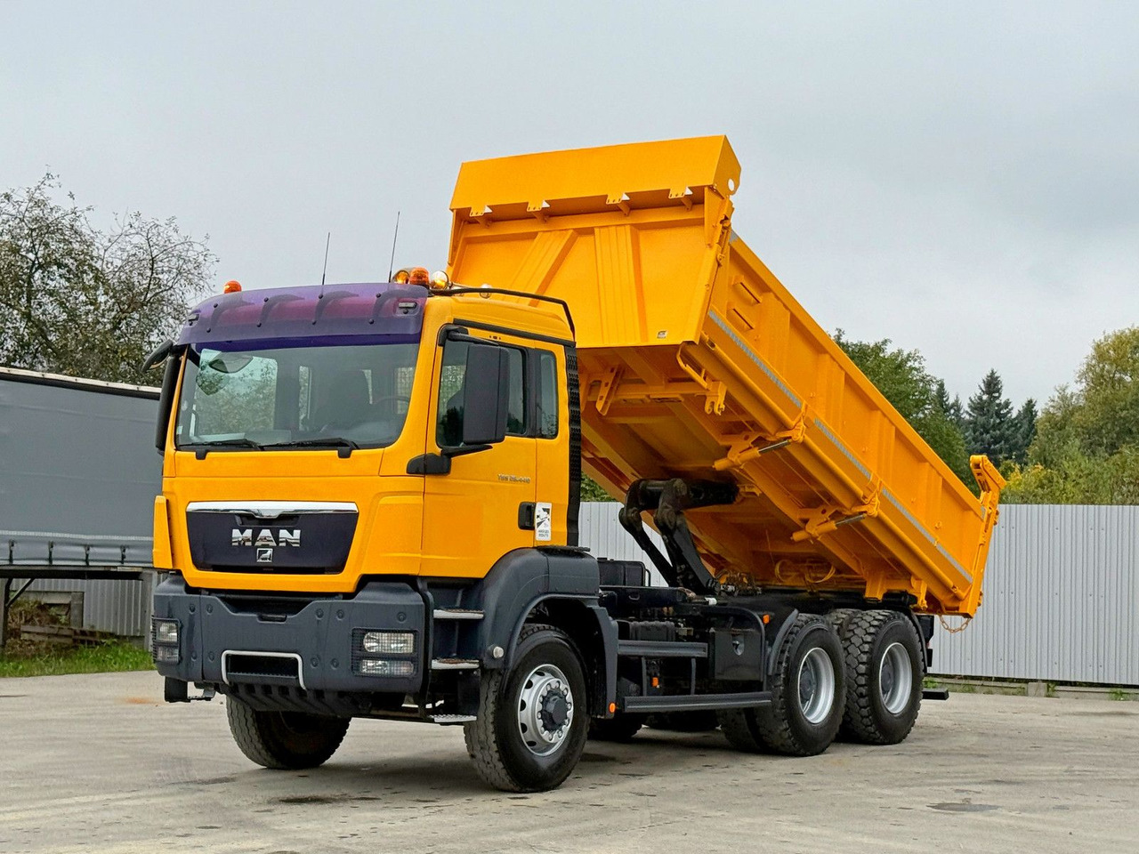 MAN TGS 26.440 * Kipper 5,20m+BORDMATIC * 6x6 * TOP - Kipper, Autokran: das Bild 2 MAN TGS 26.440 * Kipper 5,20m+BORDMATIC * 6x6 * TOP - Kipper, Autokran: das Bild 2