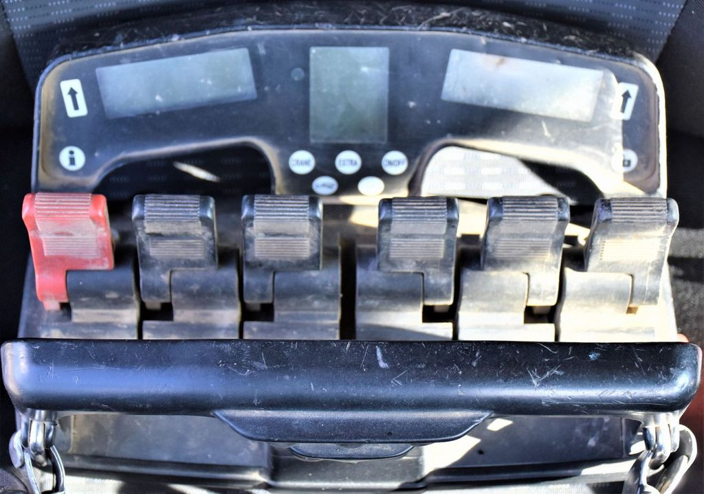 Autokran, Pritsche LKW MAN TGS 35.440 * HIAB 322 EP-5HIPRO+FUNK / 8x4! MAN TGS 35.440 * HIAB 322 EP-5HIPRO+FUNK / 8x4!: das Bild 12