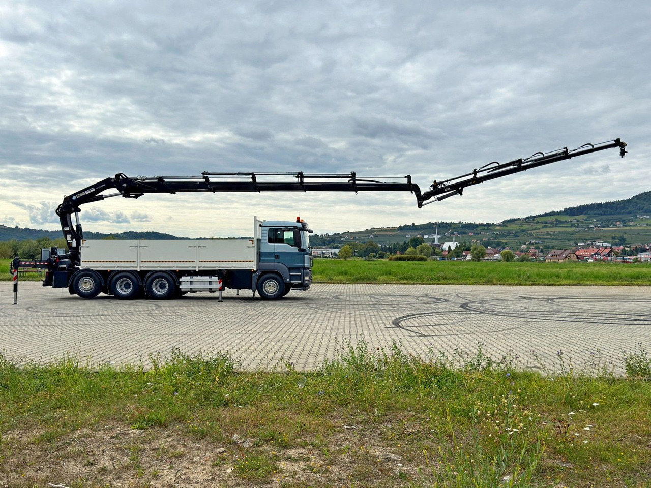 MAN TGS 35.480*HIAB 377 E-5 HIPRO+JIB 70X-3FUNK /8x4 - Autokran: das Bild 5 MAN TGS 35.480*HIAB 377 E-5 HIPRO+JIB 70X-3FUNK /8x4 - Autokran: das Bild 5