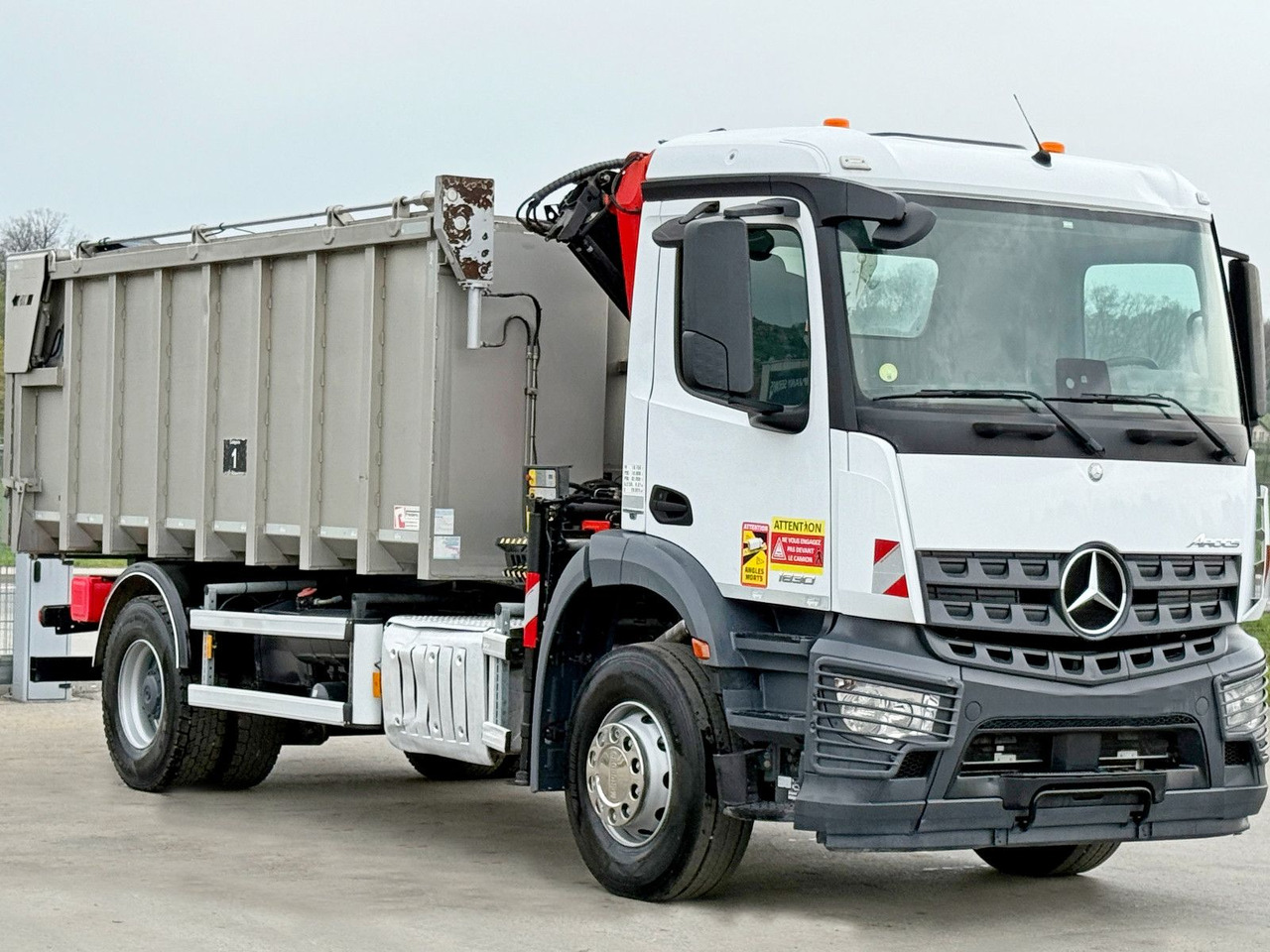 Mercedes-Benz AROCS 1830* KIPPER 5,00m * PK 7.501 SLD A + FUNK - Kipper, Autokran: das Bild 4 Mercedes-Benz AROCS 1830* KIPPER 5,00m * PK 7.501 SLD A + FUNK - Kipper, Autokran: das Bild 4