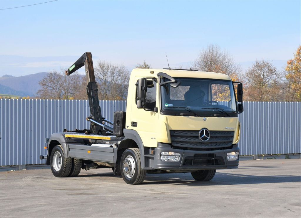 Mercedes-Benz ATEGO 1221 * ABROLLKIPPER * TOPZUSTAND Mercedes-Benz ATEGO 1221 * ABROLLKIPPER * TOPZUSTAND - Abrollkipper, Autokran: das Bild 1 Mercedes-Benz ATEGO 1221 * ABROLLKIPPER * TOPZUSTAND Mercedes-Benz ATEGO 1221 * ABROLLKIPPER * TOPZUSTAND - Abrollkipper, Autokran: das Bild 1