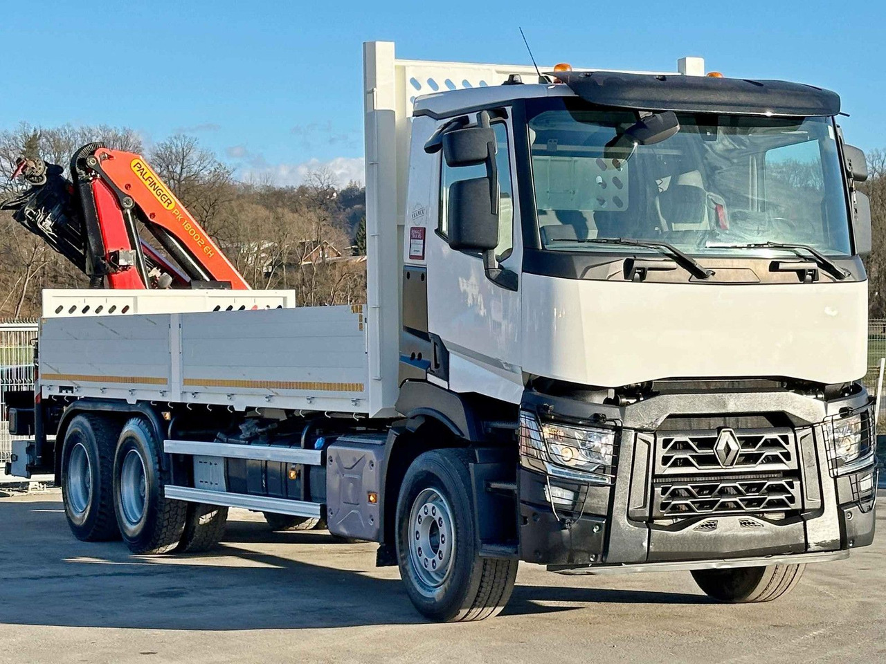 Renault C 380 *PRITSCHE 6,80m * PK 18002-EH C + FUNK*6x4 - Autokran: das Bild 3 Renault C 380 *PRITSCHE 6,80m * PK 18002-EH C + FUNK*6x4 - Autokran: das Bild 3
