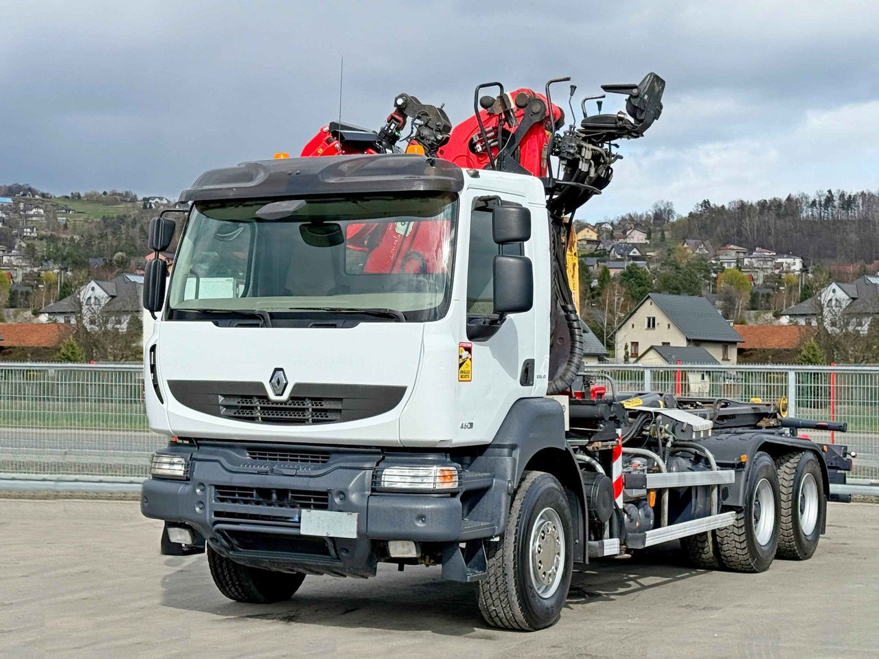 Renault KERAX 460 DXI * ABROLLKIPPER * EPSILON Q170Z69 - Abrollkipper, Autokran: das Bild 2 Renault KERAX 460 DXI * ABROLLKIPPER * EPSILON Q170Z69 - Abrollkipper, Autokran: das Bild 2
