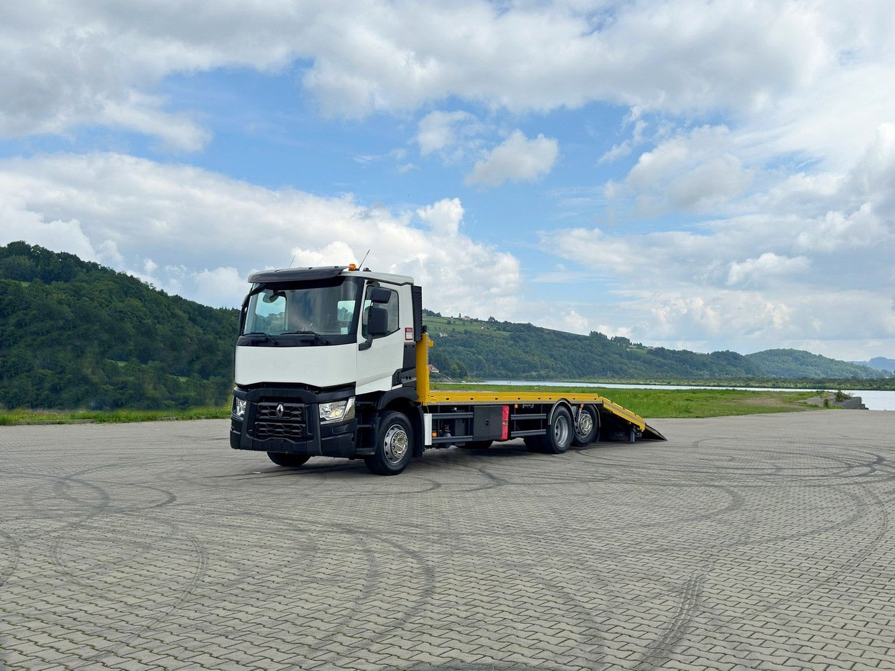 Renault T 430* ABSCHLEPPWAGEN 9,35 m * 6x4 - Abschleppwagen: das Bild 1 Renault T 430* ABSCHLEPPWAGEN 9,35 m * 6x4 - Abschleppwagen: das Bild 1