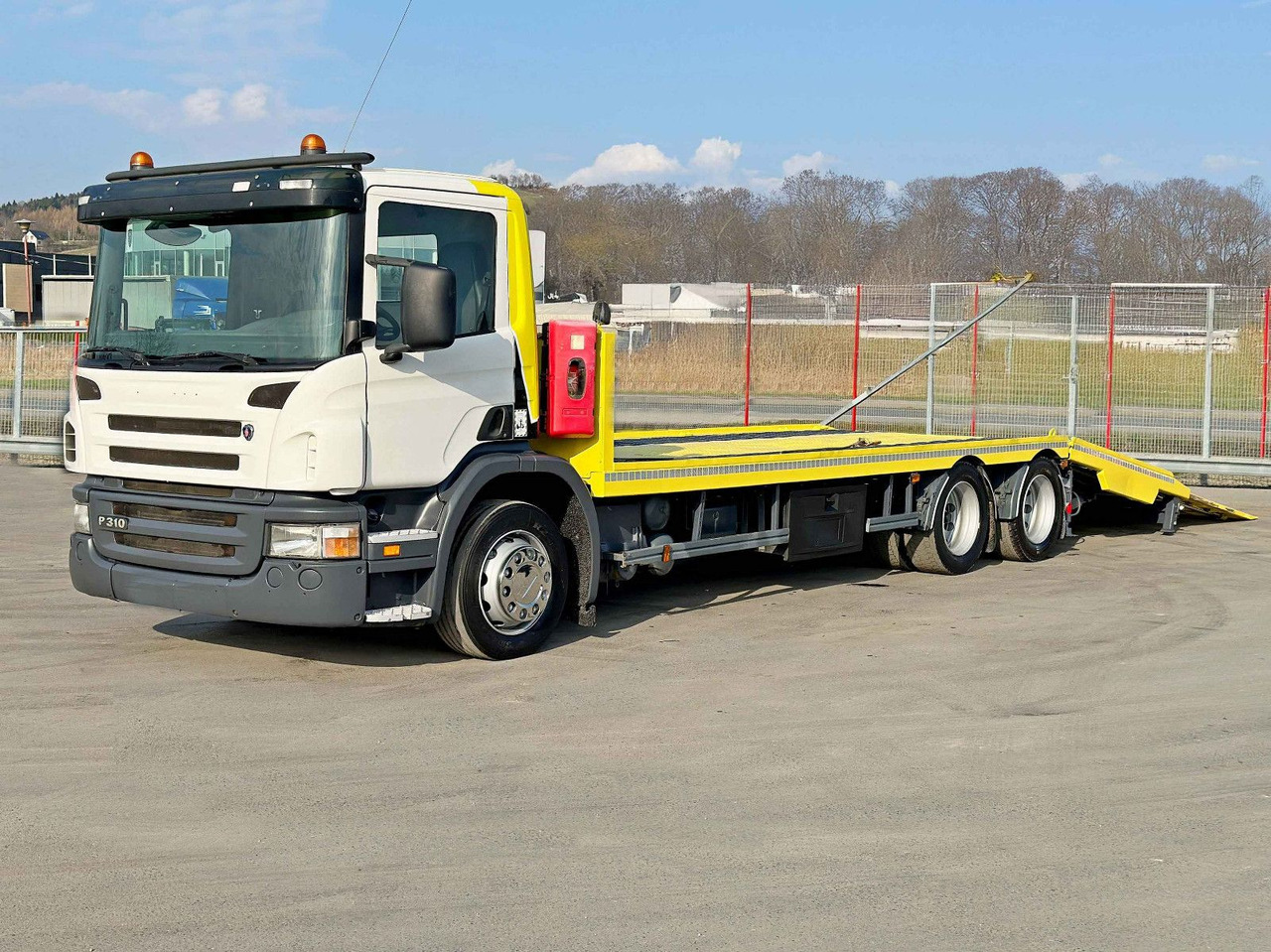 Scania P 310 * ABSCHLEPPWAGEN 9,10 m * TOPZUSTAND - Abschleppwagen: das Bild 2 Scania P 310 * ABSCHLEPPWAGEN 9,10 m * TOPZUSTAND - Abschleppwagen: das Bild 2