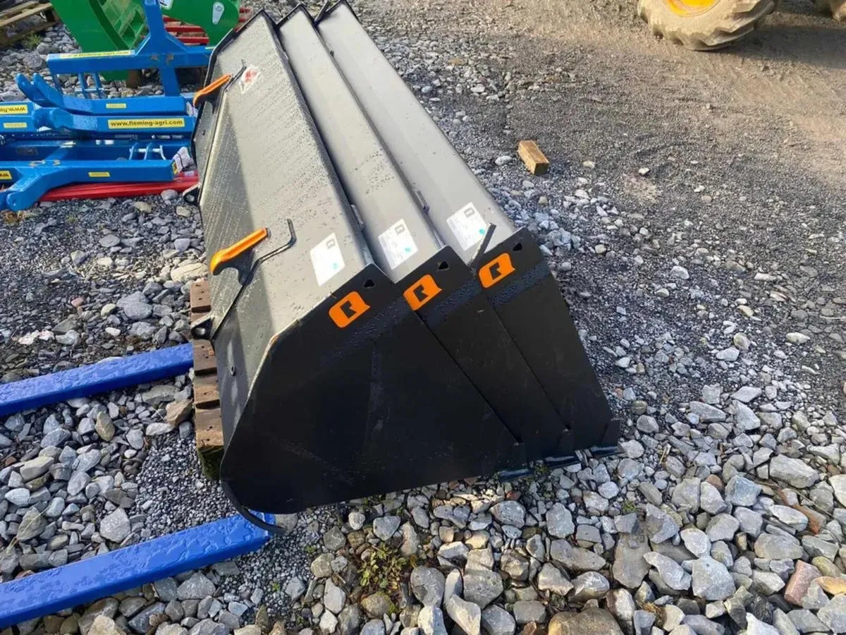 New Quickie 185 gs Buckets - Ladeschaufel: das Bild 2 New Quickie 185 gs Buckets - Ladeschaufel: das Bild 2