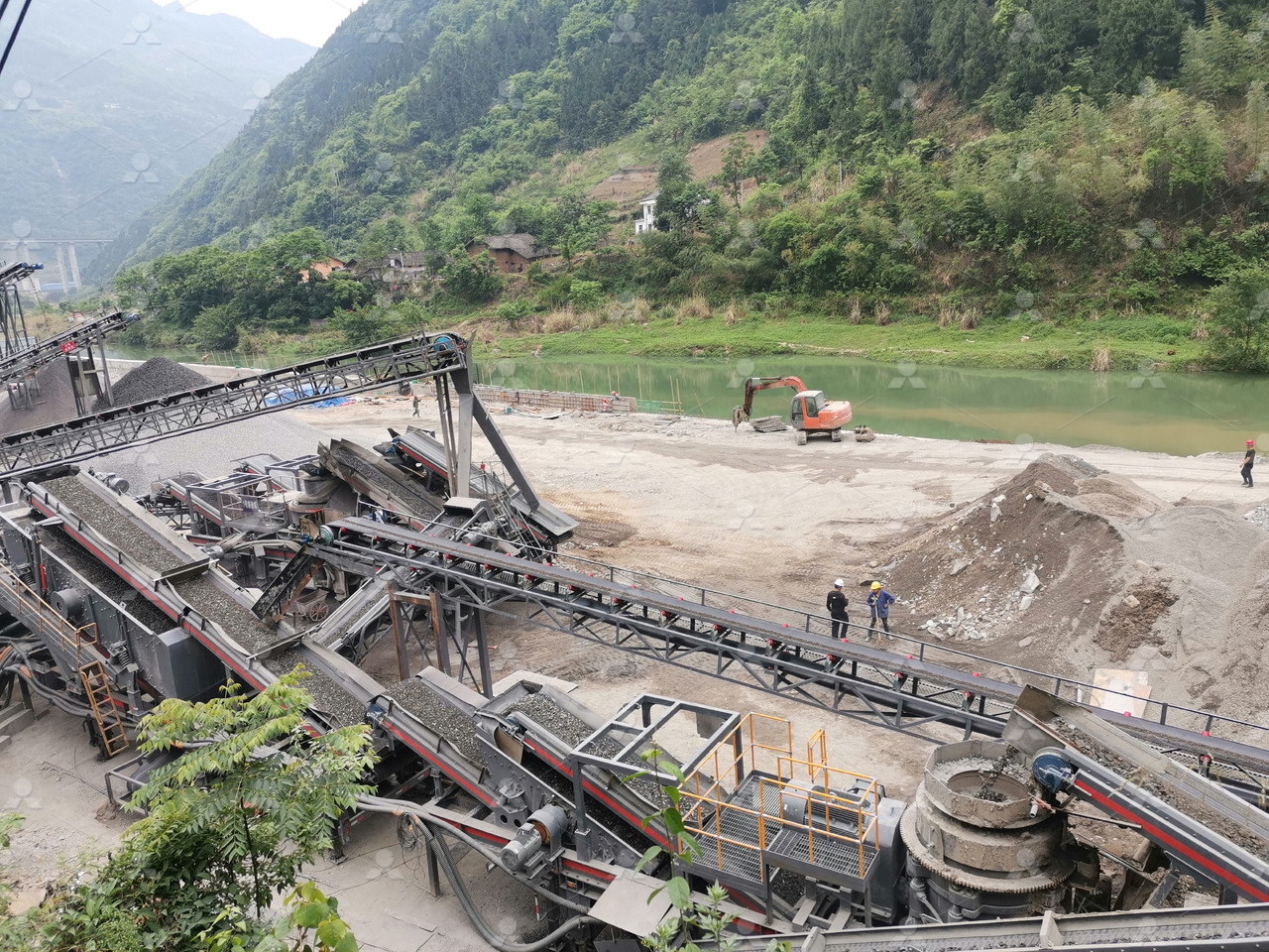 LIMING NK series mobile crusher - Mobile Brechanlage: das Bild 2 LIMING NK series mobile crusher - Mobile Brechanlage: das Bild 2