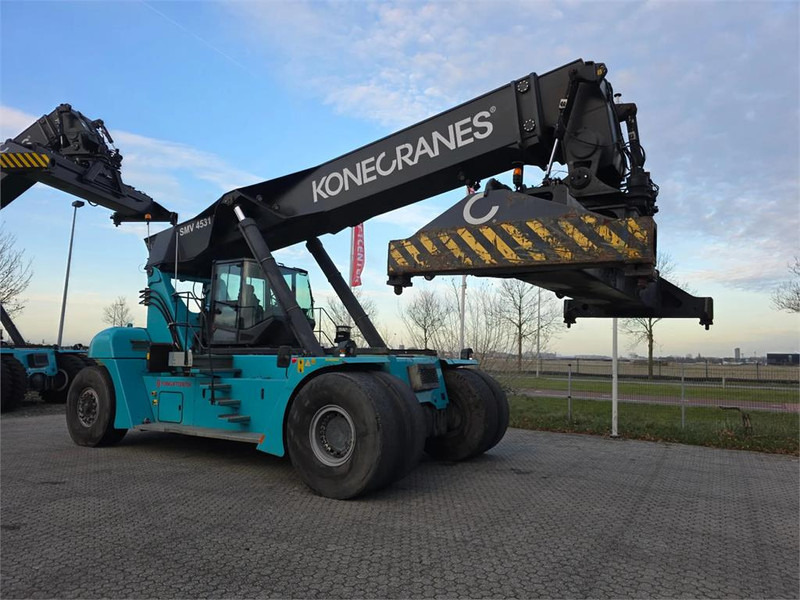 KONECRANES SMV 4531 TC5 - Reach stacker: das Bild 3 KONECRANES SMV 4531 TC5 - Reach stacker: das Bild 3