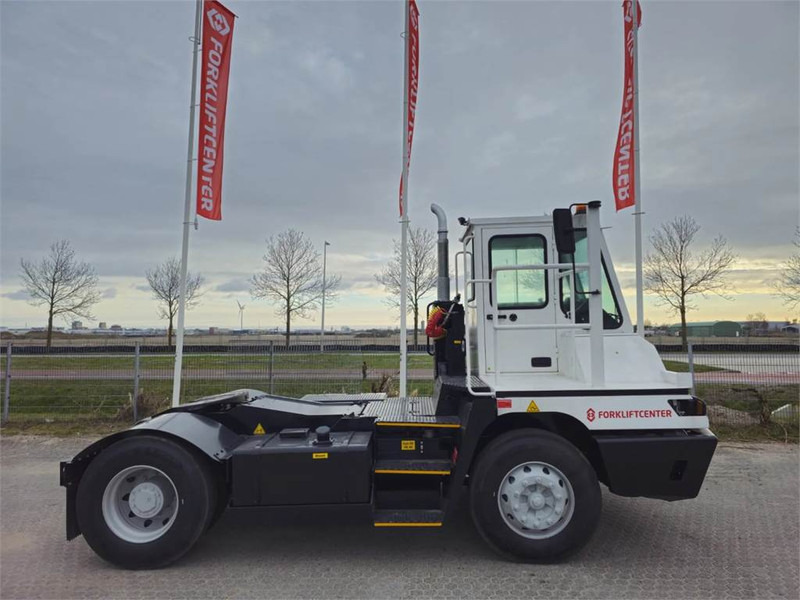 Terberg YT220 - Terminaltraktor: das Bild 3 Terberg YT220 - Terminaltraktor: das Bild 3