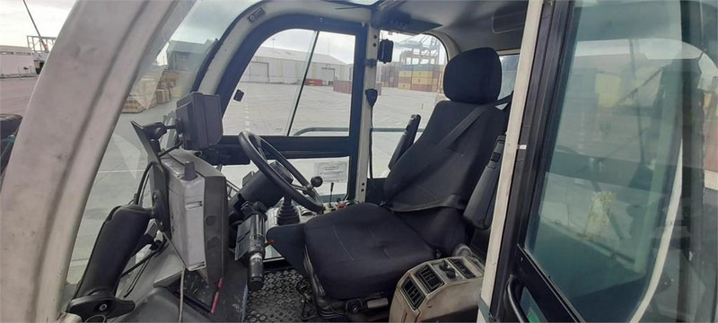 Terex TFC 45L - Reach stacker: das Bild 2 Terex TFC 45L - Reach stacker: das Bild 2