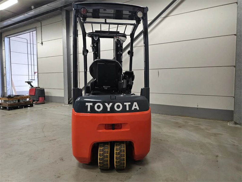 Elektrostapler Toyota 8FBE20T: das Bild 8