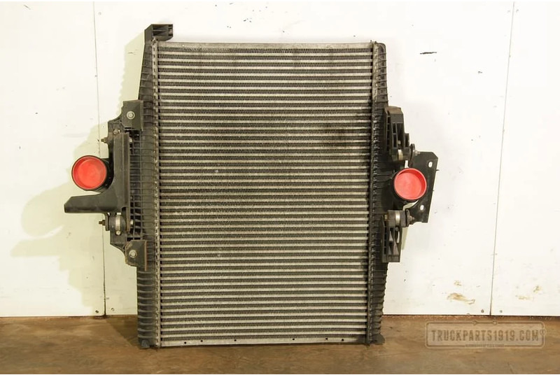 Behr HELLA SERVICE Cooling System Interkoeler MERCEDES-BENZ AXOR - Kühler für LKW: das Bild 1 Behr HELLA SERVICE Cooling System Interkoeler MERCEDES-BENZ AXOR - Kühler für LKW: das Bild 1