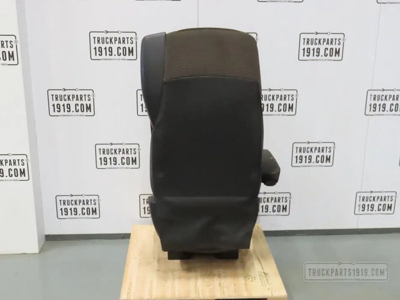 DAF 1978966 Bestuurdersstoel XF 106 - Sitz für LKW: das Bild 2 DAF 1978966 Bestuurdersstoel XF 106 - Sitz für LKW: das Bild 2