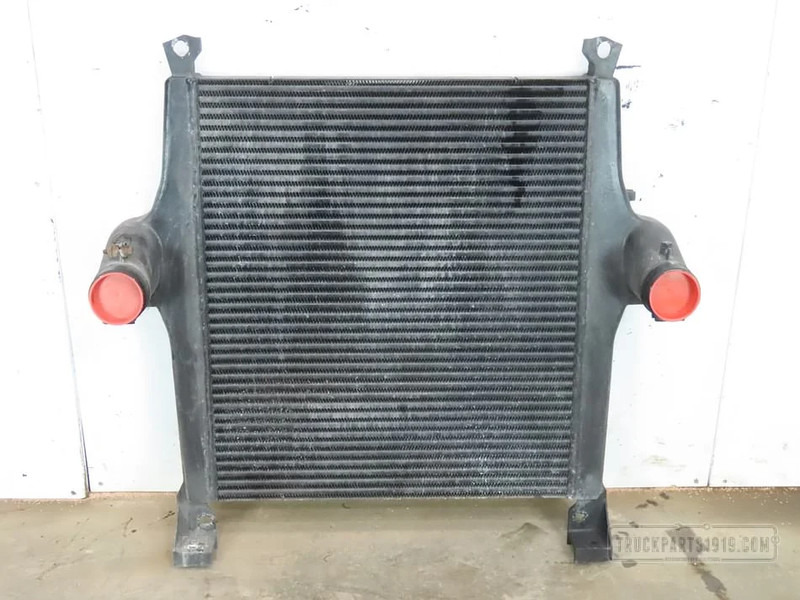 Iveco Cooling System Interkoeler Iveco - Kühler für LKW: das Bild 1 Iveco Cooling System Interkoeler Iveco - Kühler für LKW: das Bild 1