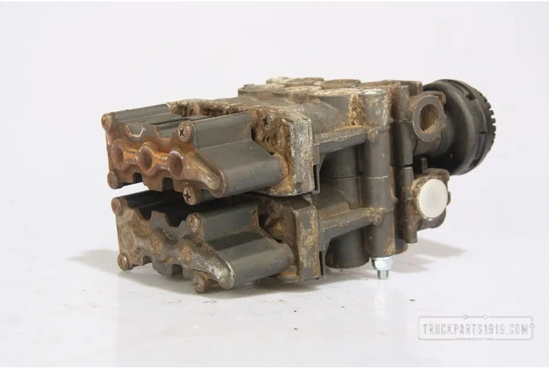 Mercedes-Benz Suspension Parts ECAS magneetklep Mercedes - Luftfederung für LKW: das Bild 3 Mercedes-Benz Suspension Parts ECAS magneetklep Mercedes - Luftfederung für LKW: das Bild 3