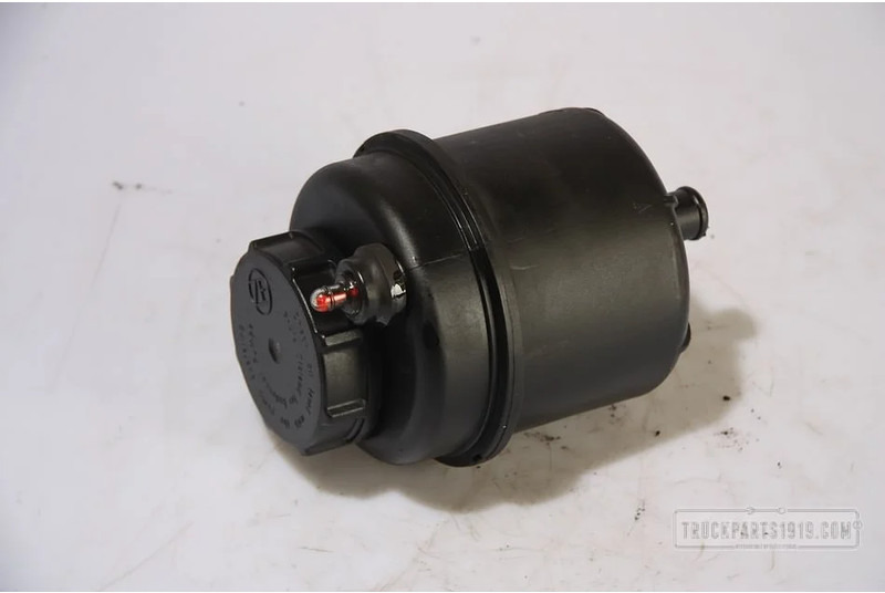 ZF Axle & Steering Parts Stuurolie reservoir Renault - Ausgleichsbehälter für LKW: das Bild 1 ZF Axle & Steering Parts Stuurolie reservoir Renault - Ausgleichsbehälter für LKW: das Bild 1