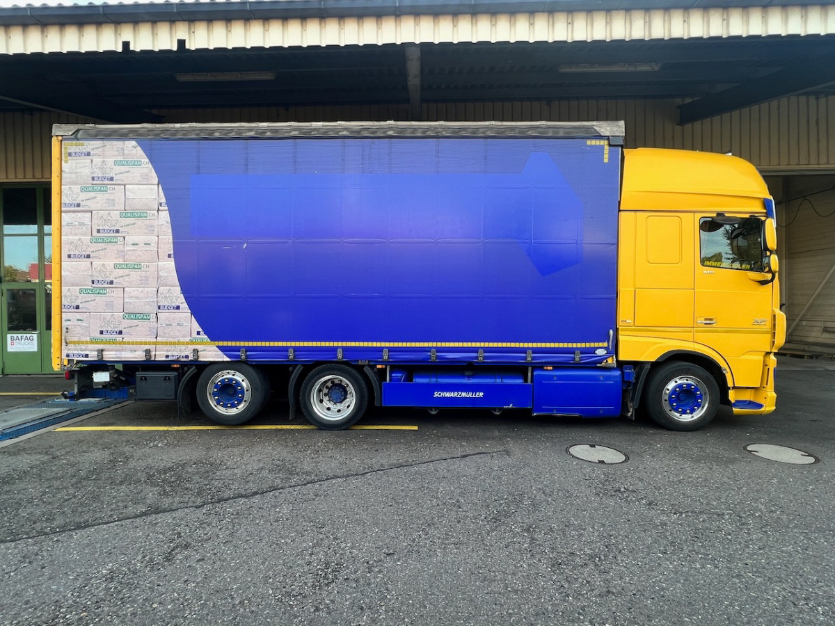 DAF XF 510 Jumbo - Plane LKW: das Bild 3 DAF XF 510 Jumbo - Plane LKW: das Bild 3
