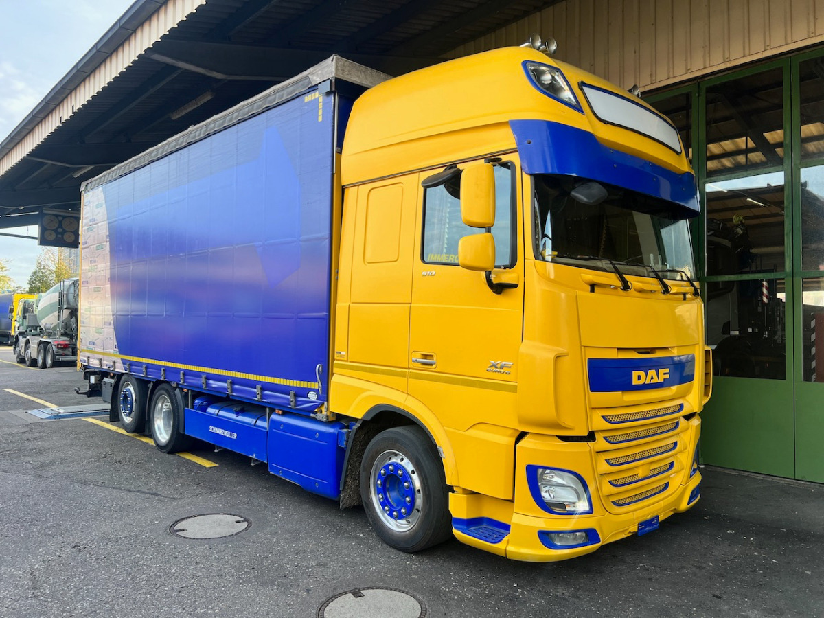 DAF XF 510 Jumbo - Plane LKW: das Bild 1 DAF XF 510 Jumbo - Plane LKW: das Bild 1