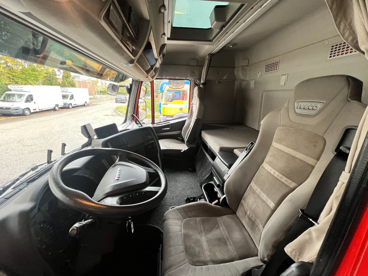 IVECO 260S42 Stralis - Koffer LKW: das Bild 4 IVECO 260S42 Stralis - Koffer LKW: das Bild 4