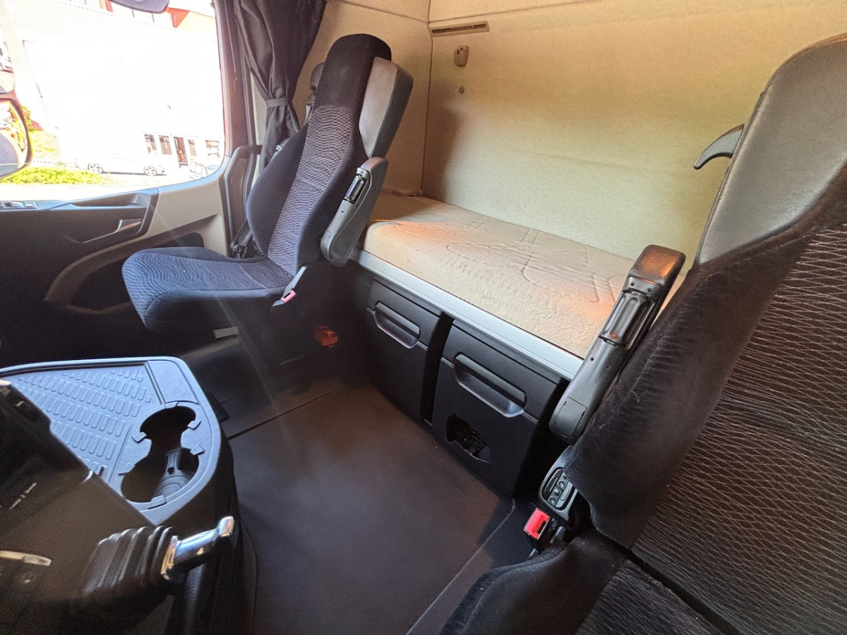 MERCEDES Actros 1848 - Koffer LKW: das Bild 5 MERCEDES Actros 1848 - Koffer LKW: das Bild 5