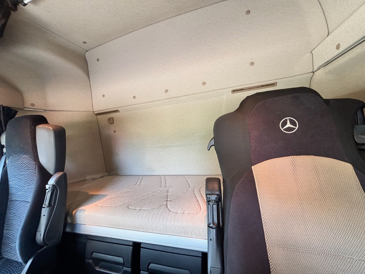 MERCEDES Actros 1848 - Koffer LKW: das Bild 5 MERCEDES Actros 1848 - Koffer LKW: das Bild 5