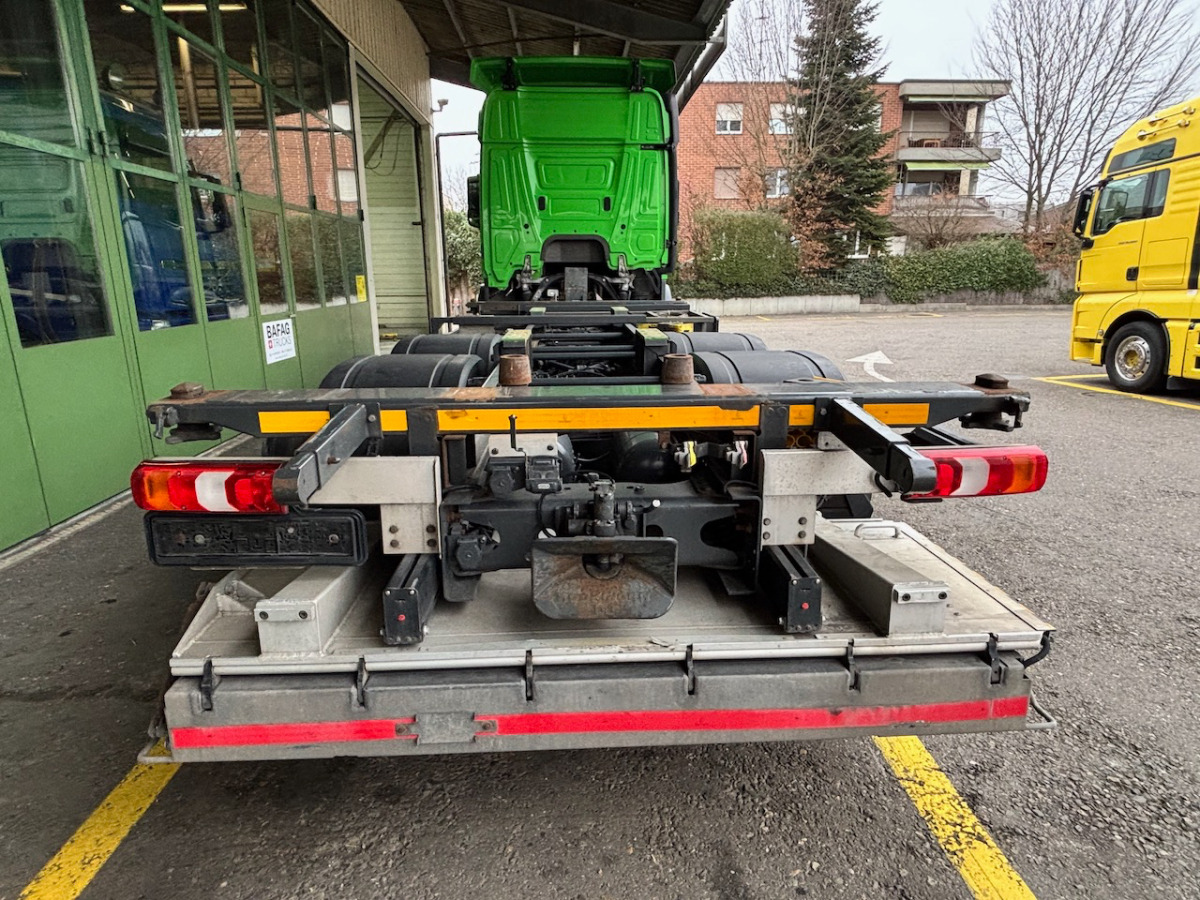 Containerwagen/ Wechselfahrgestell LKW MERCEDES Actros 2543 6x2 Container Transport: das Bild 15