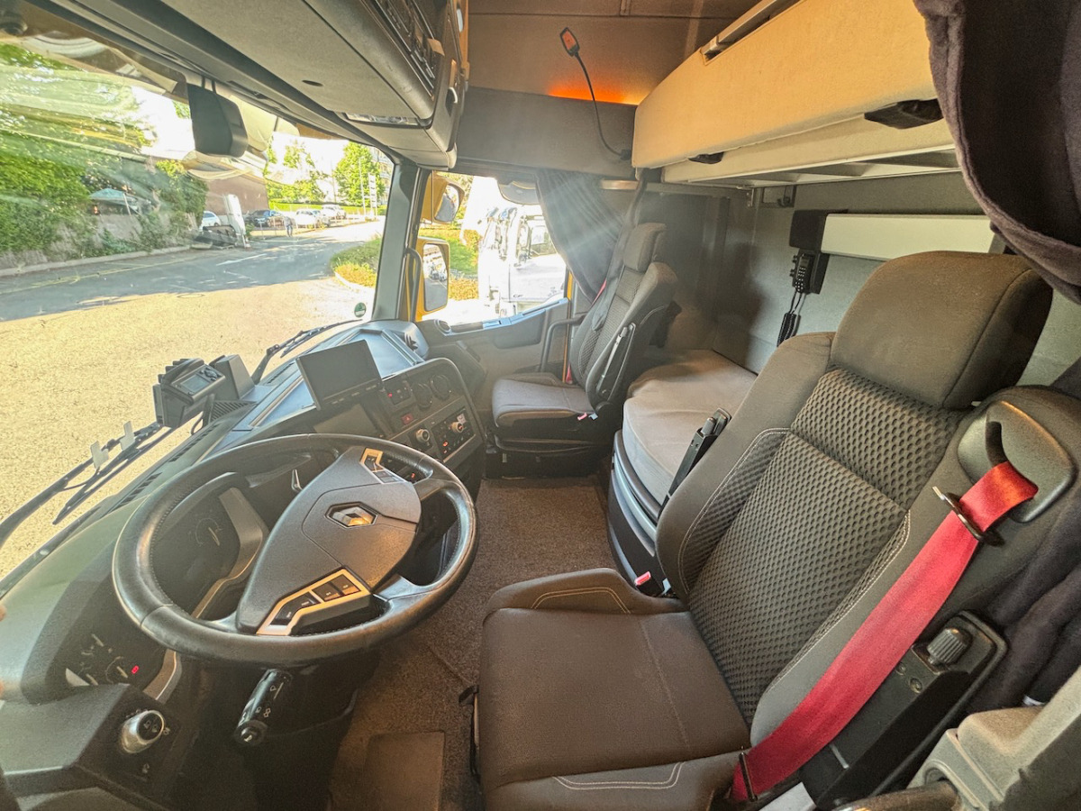 RENAULT T520 - Koffer LKW: das Bild 4 RENAULT T520 - Koffer LKW: das Bild 4