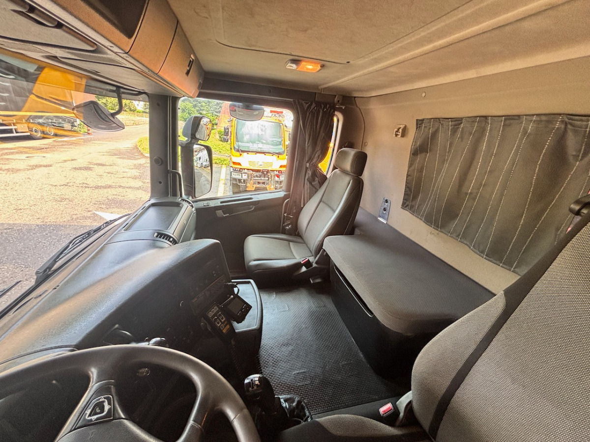 SCANIA G490 6x2 - Holztransporter, Autokran: das Bild 5 SCANIA G490 6x2 - Holztransporter, Autokran: das Bild 5