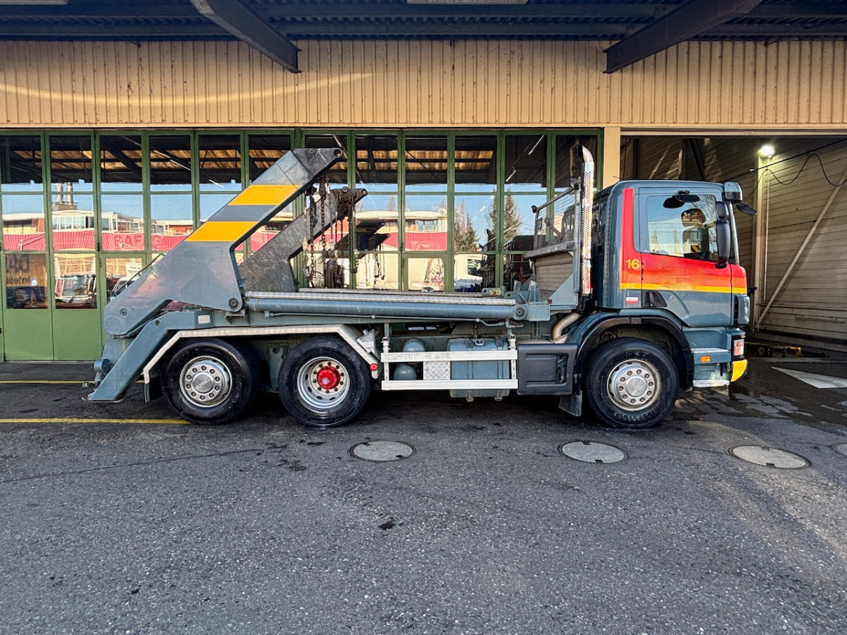 Absetzkipper SCANIA P124: das Bild 10