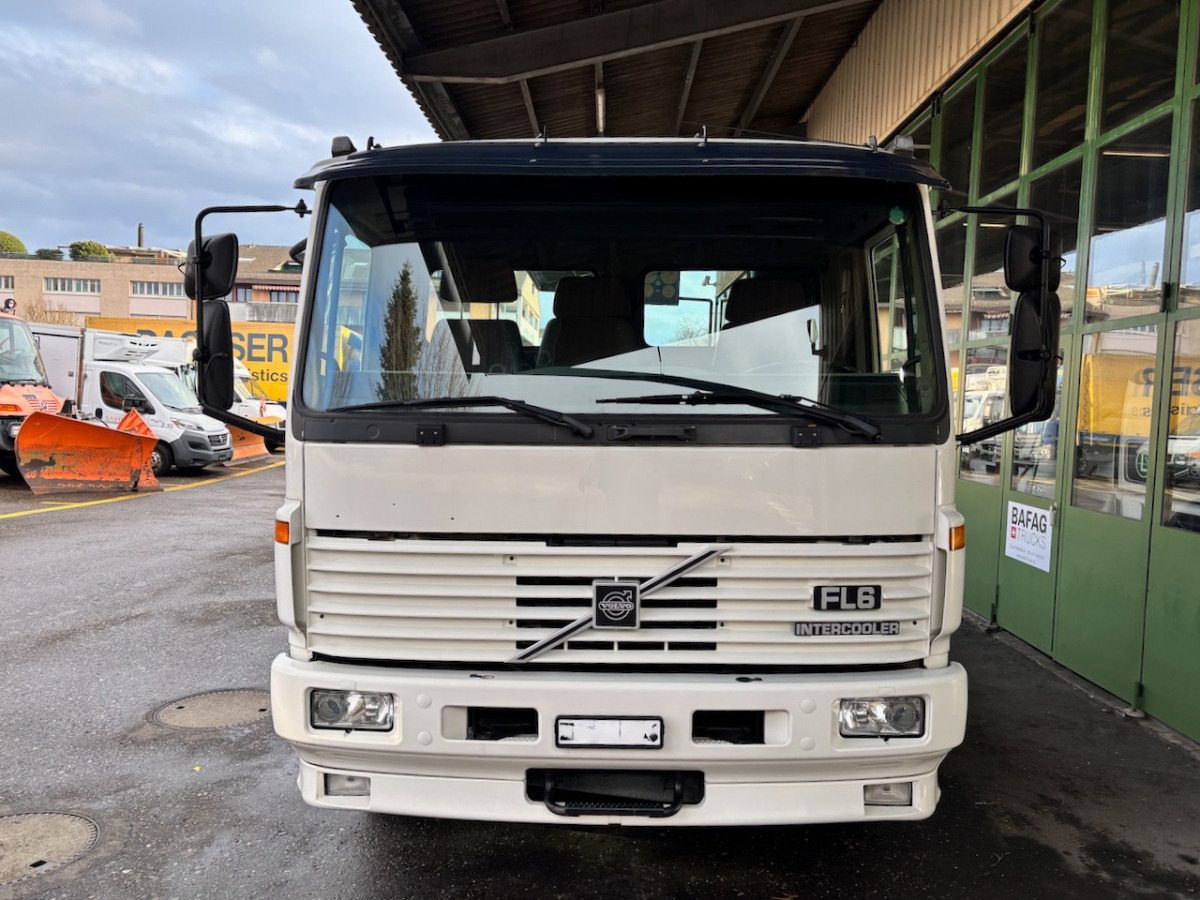 VOLVO FL6H615 - Sattelzugmaschine: das Bild 2 VOLVO FL6H615 - Sattelzugmaschine: das Bild 2