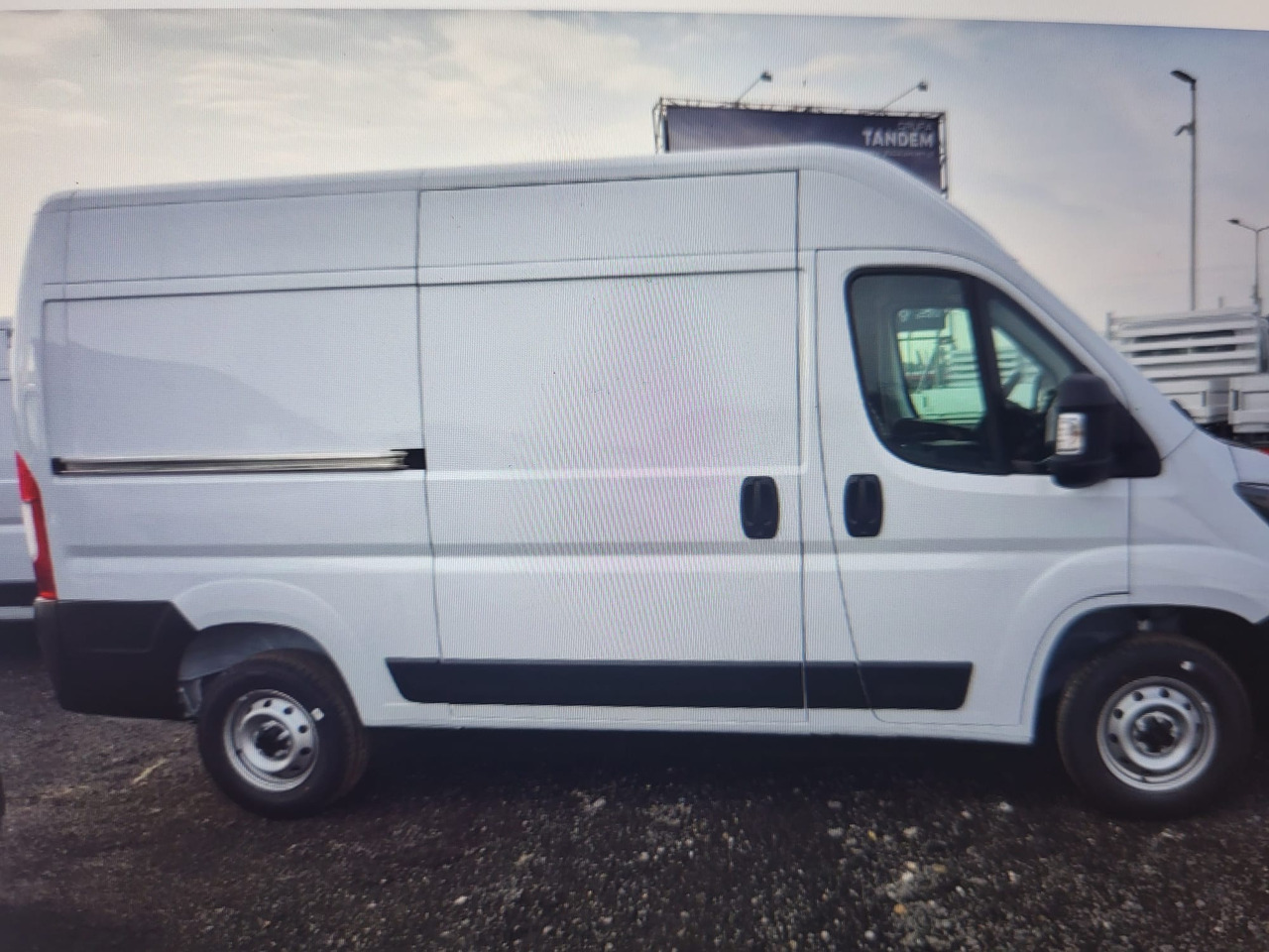 Citroen Jumper 140 L2H2 Kühlkasten - Kühltransporter: das Bild 1 Citroen Jumper 140 L2H2 Kühlkasten - Kühltransporter: das Bild 1