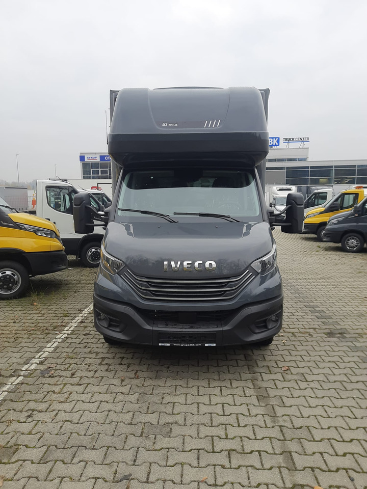 Iveco Daily 180 A8 10PAL Schlafkabine - Planen Transporter: das Bild 1 Iveco Daily 180 A8 10PAL Schlafkabine - Planen Transporter: das Bild 1