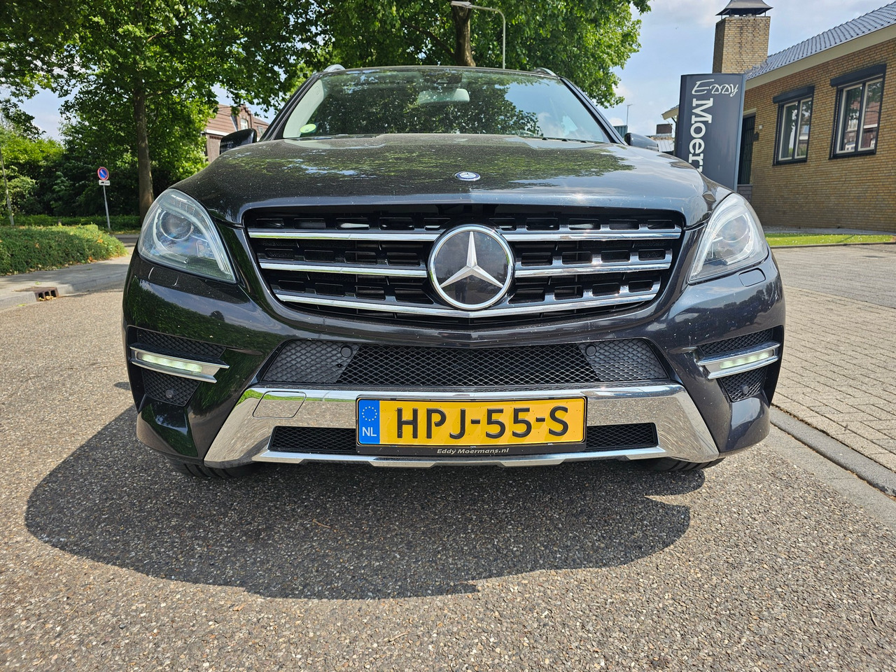 SUV/ Geländewagen Mercedes Benz ML 350 Bluetec AMG: das Bild 6