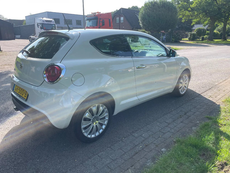 Alfa Romeo MiTo ALFA MITO Diesel ZEER MOOI - Schrägheck: das Bild 5 Alfa Romeo MiTo ALFA MITO Diesel ZEER MOOI - Schrägheck: das Bild 5