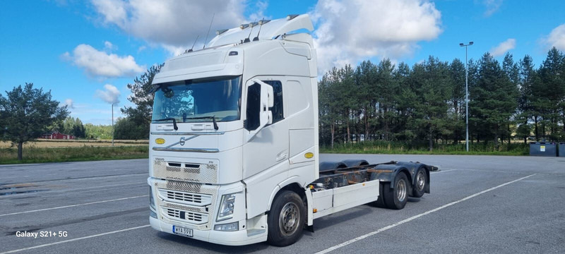 Volvo FH540 Globe 2019 - Fahrgestell LKW: das Bild 2 Volvo FH540 Globe 2019 - Fahrgestell LKW: das Bild 2
