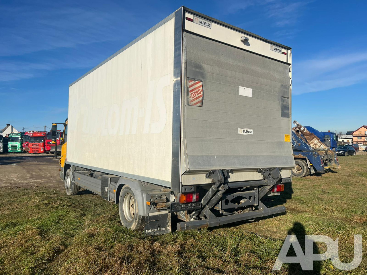 Mercedes-Benz Atego 1324 - Koffer LKW: das Bild 5 Mercedes-Benz Atego 1324 - Koffer LKW: das Bild 5