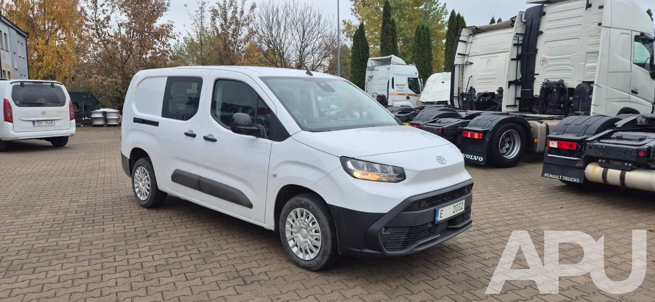 TOYOTA Proace City MC24 - Transporter mit Doppelkabine: das Bild 1 TOYOTA Proace City MC24 - Transporter mit Doppelkabine: das Bild 1