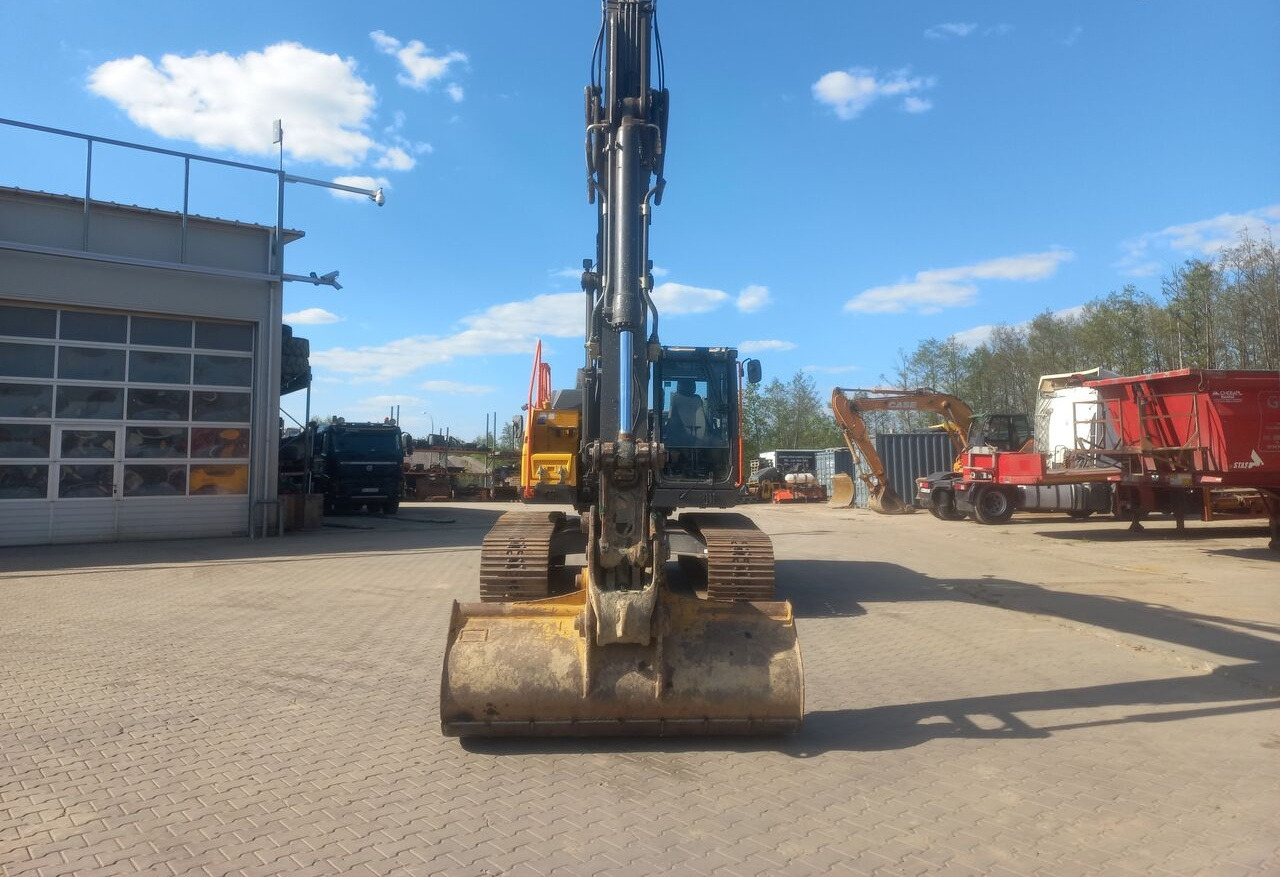 Volvo EC 220EL - Kettenbagger: das Bild 2 Volvo EC 220EL - Kettenbagger: das Bild 2
