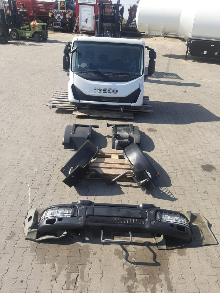 IVECO EUROCARGO 150-280 EURO 5-6 CABINE 4X4 NIEUW HANDMATIG 000135 - Fahrerhaus für LKW: das Bild 4 IVECO EUROCARGO 150-280 EURO 5-6 CABINE 4X4 NIEUW HANDMATIG 000135 - Fahrerhaus für LKW: das Bild 4